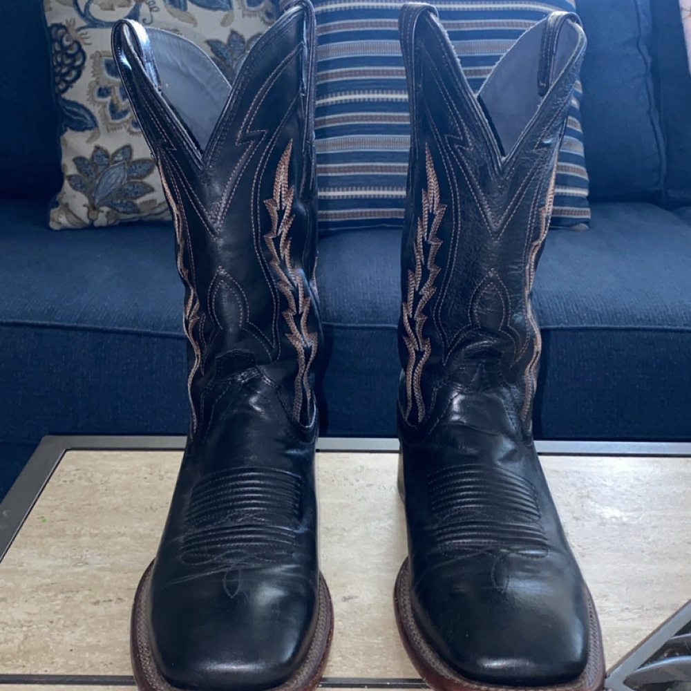 Tecovas Black Cowboy Boots with Classic Western Design and Tall Shaft